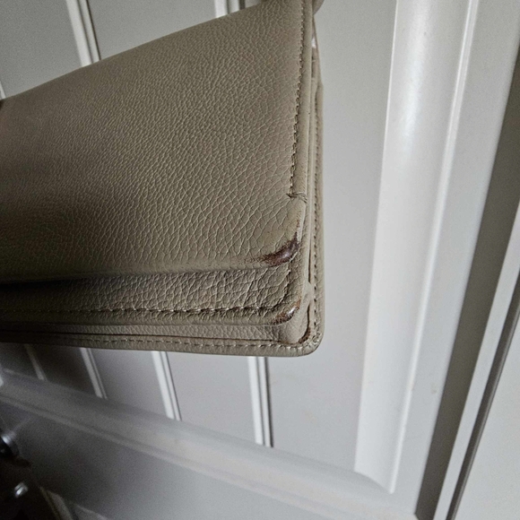 LAST CHANCE!! Babaton woc crossbody leather bag aritzia - Picture 14 of 15